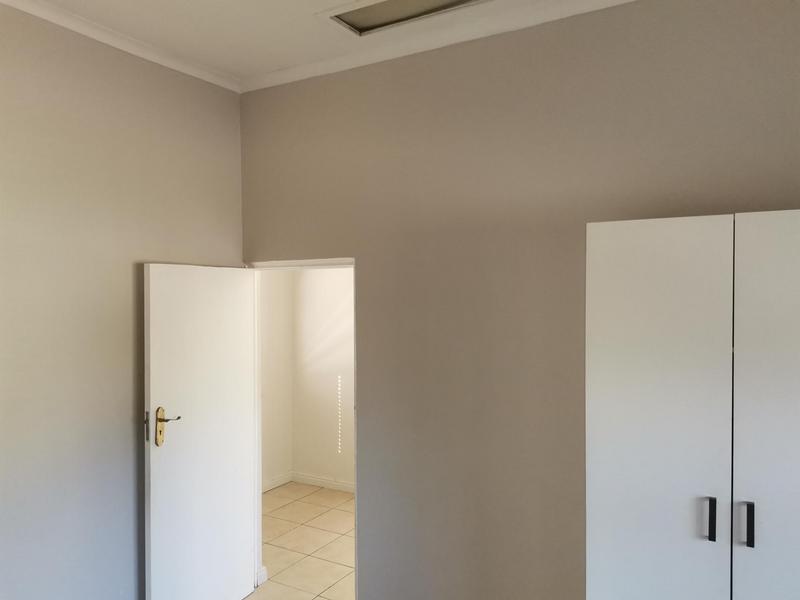 To Let 1 Bedroom Property for Rent in Sonstraal Western Cape